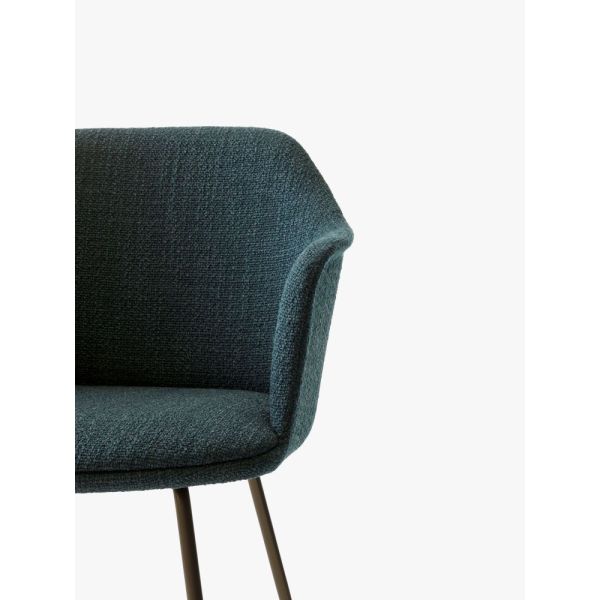 Rely Armchair HW36