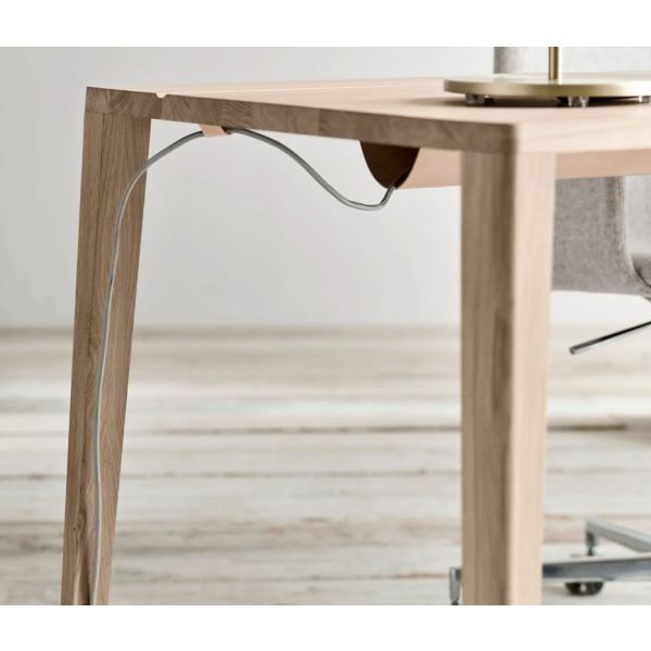Bolia Graceful Desk työpöytä