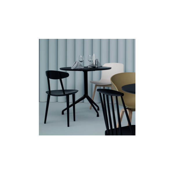 hay_aat20_table_3legs