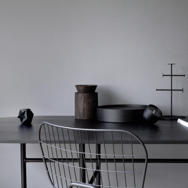 Snaregade Oval Table 