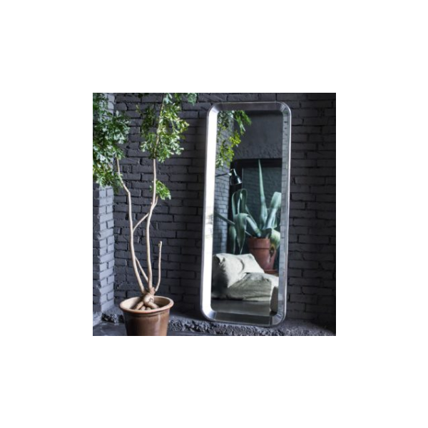 Dejá-vu mirror