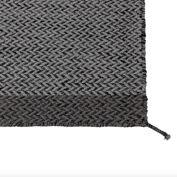 ply rug dark grey