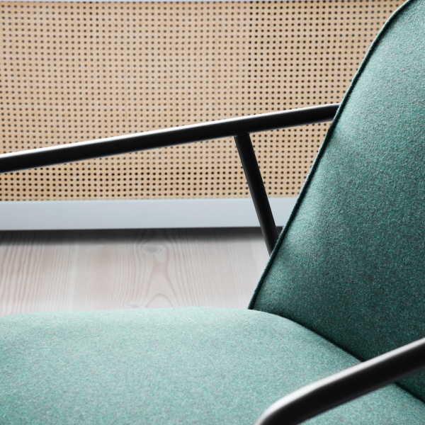 normann copenhagen_Pad LoungeChair_Low_black_synergyLDS41