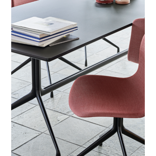 hay_aat10_table_black linoleum