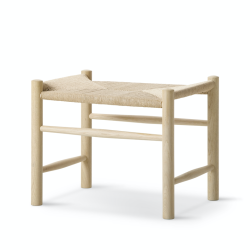 J16 Stool, saippuakäsitelty tammi